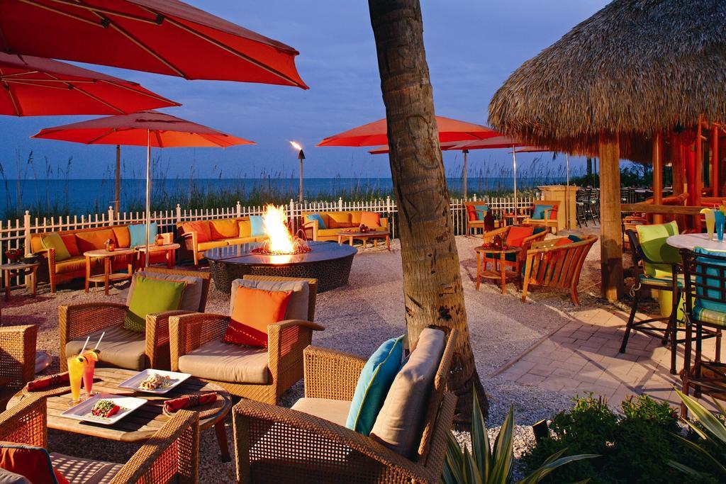 Hotel Largo Pantai Sunny Bagian luar foto